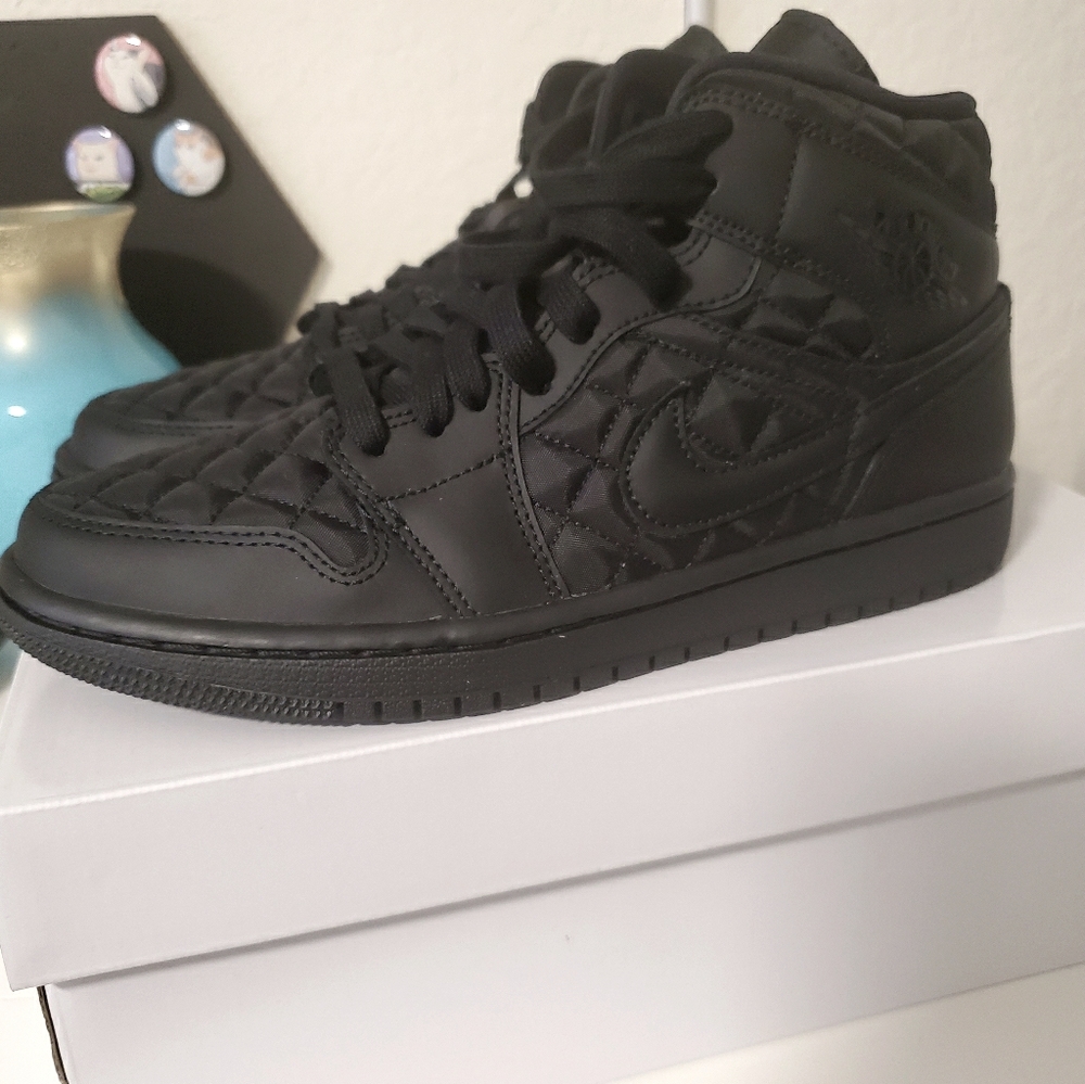 Womens Air Jordan 1 Mid Quilted Black
